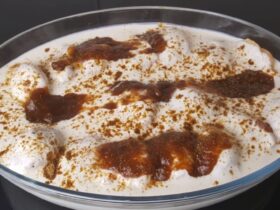 "Dahi Baray: A Mouth-watering Twist on a Classic South Asian Snack"