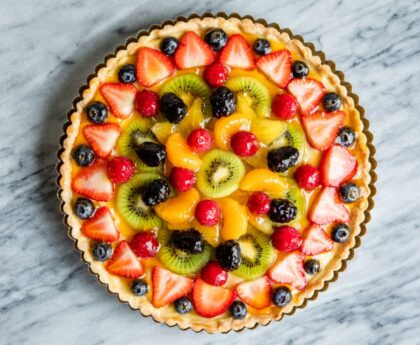 Impress Your Guests with this Mouthwatering Fruit Tart Recipe