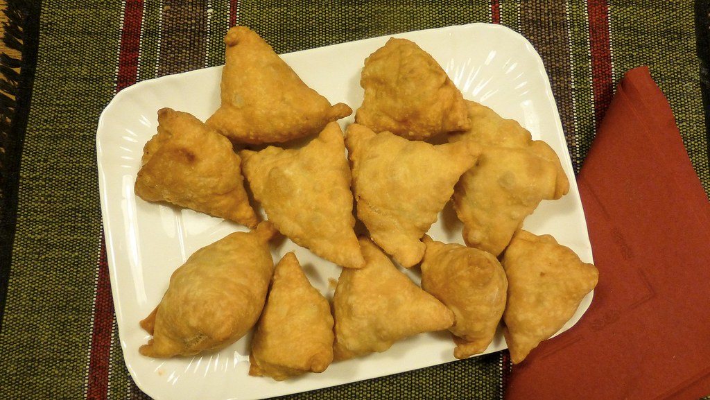 Aloo Samosa Recipe: Flaky, Blister-Free Crust and Spiced Filling