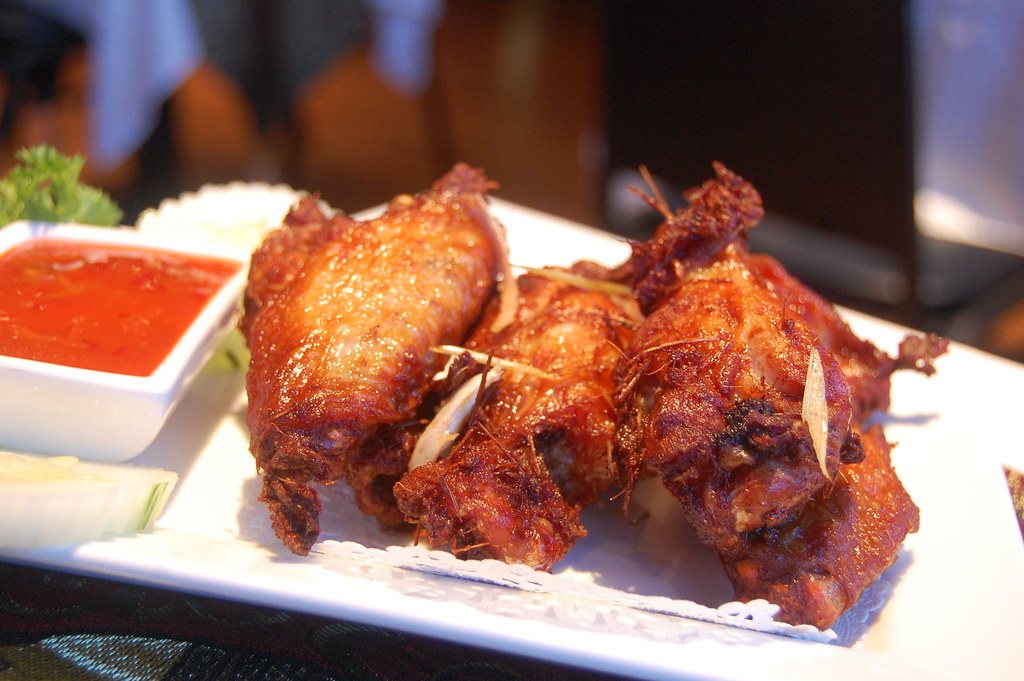 Lemon Pepper Chicken Wings: Crispy Oven-Baked and Zesty