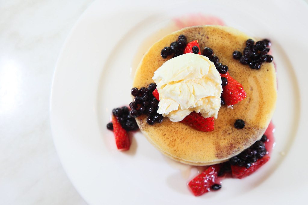 Fluffy Pancakes Recipe: Tall, Tender and Golden Every Time