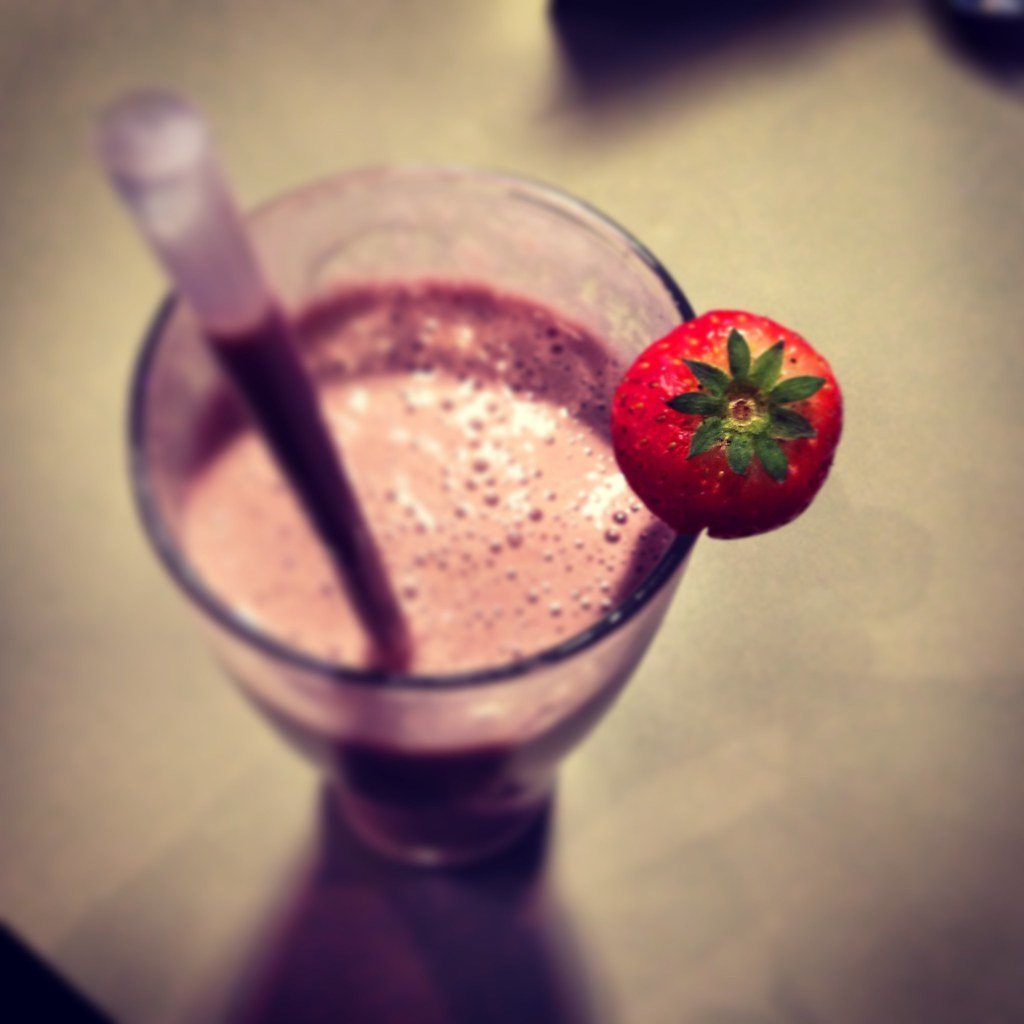 Strawberry Milkshake Recipe: Thick, Creamy and Made with Real Fruit